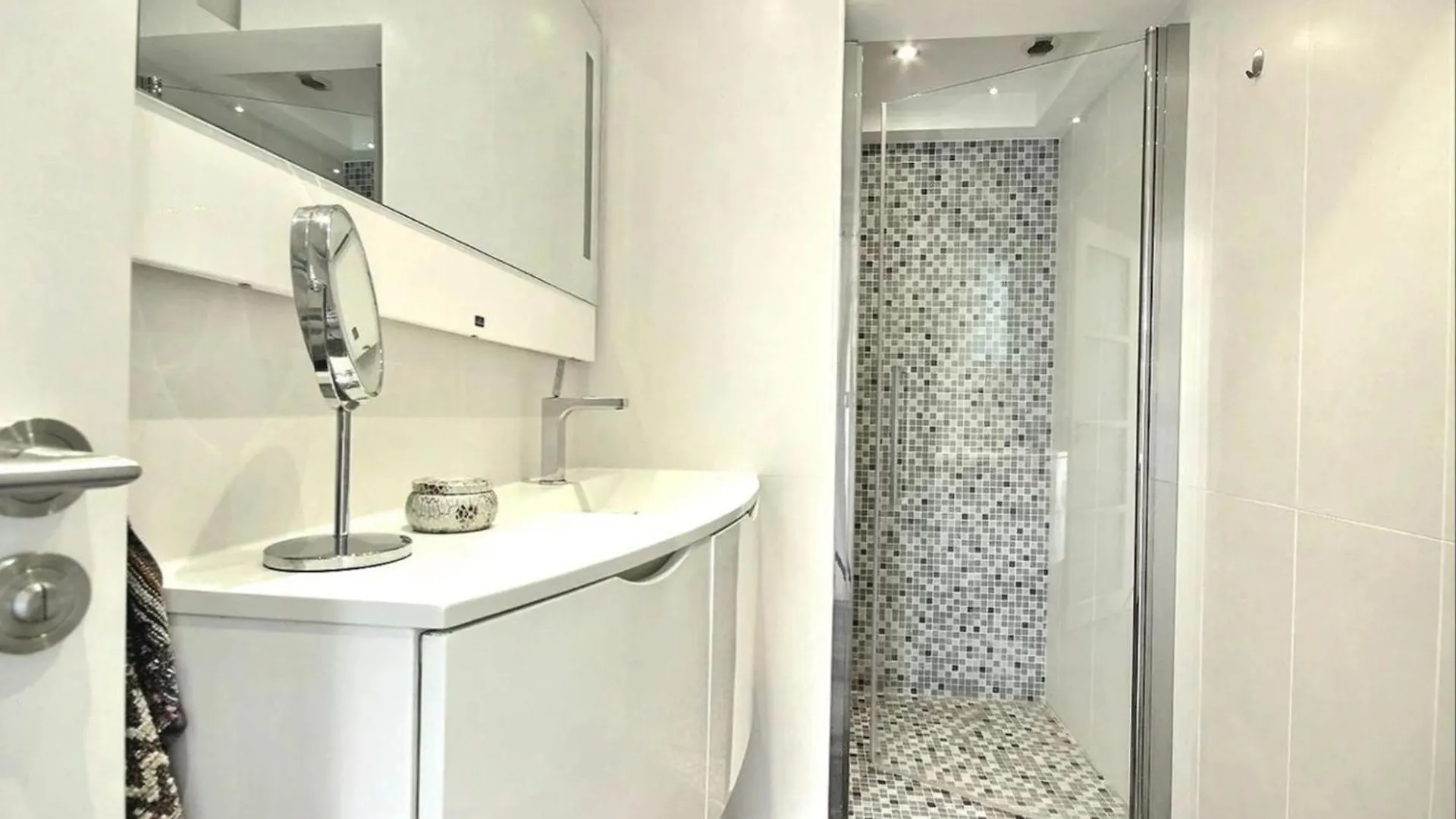 Apartment Beautiful T3 With Spacious Balcony Cannes