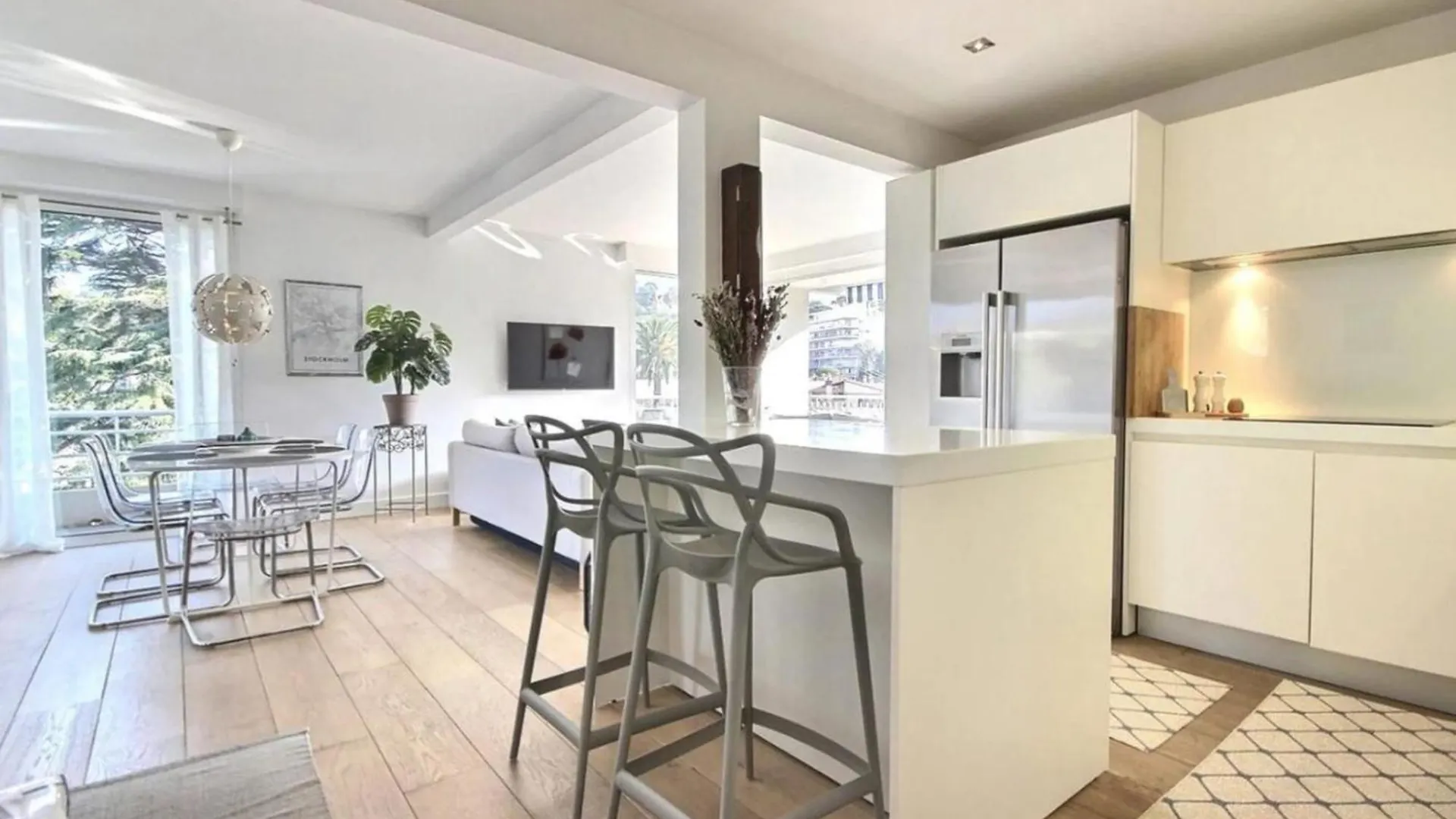 Beautiful T3 With Spacious Balcony Cannes