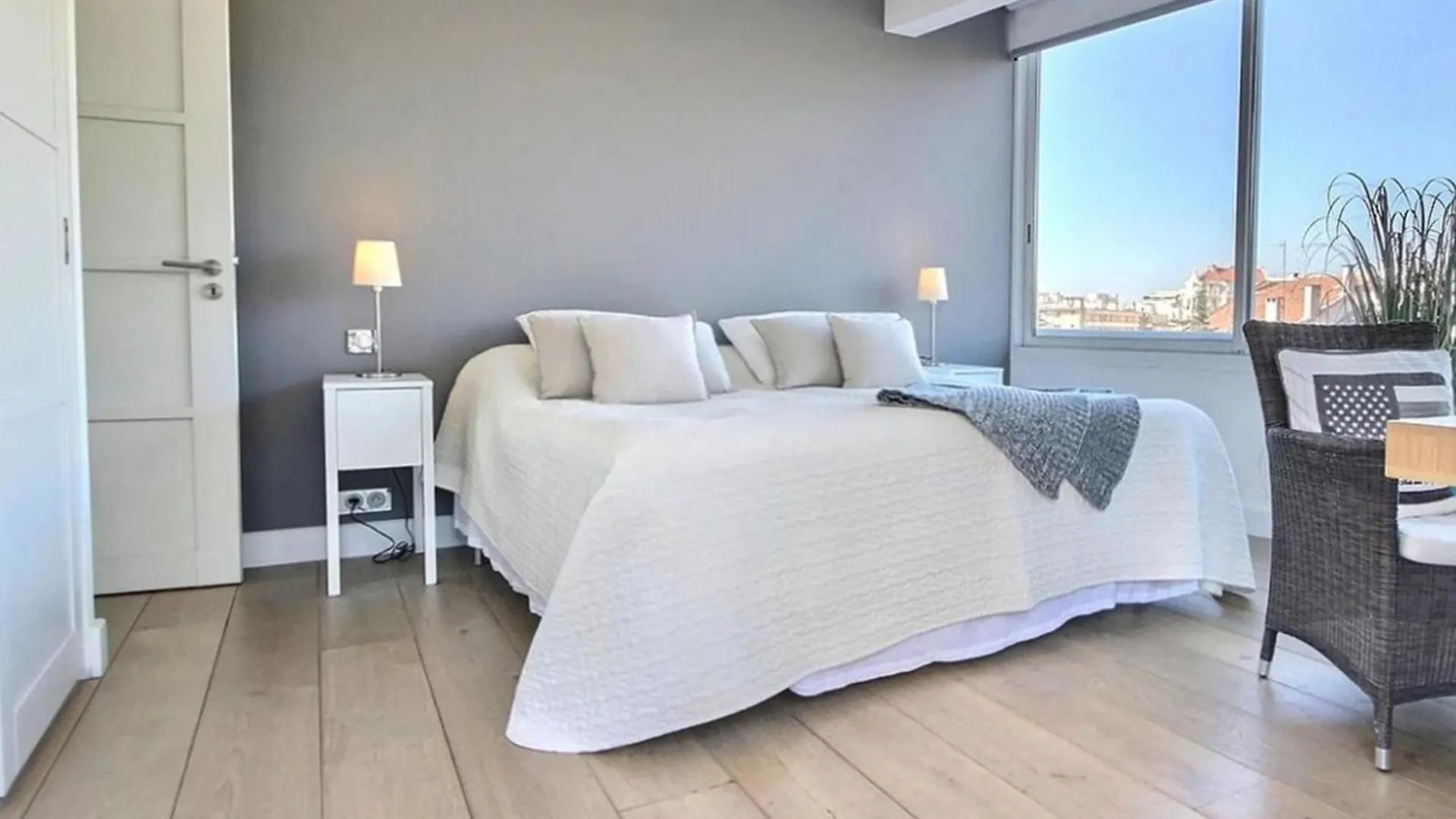 Apartment Beautiful T3 With Spacious Balcony Cannes